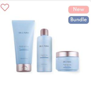 Farmasi This Hydrating bundle contains: